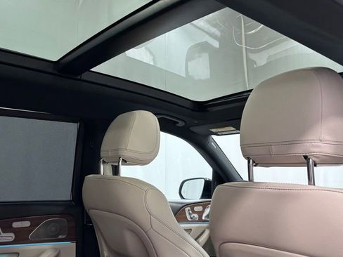 Certified 2023 Mercedes-Benz GLS 450 4MATIC image 26