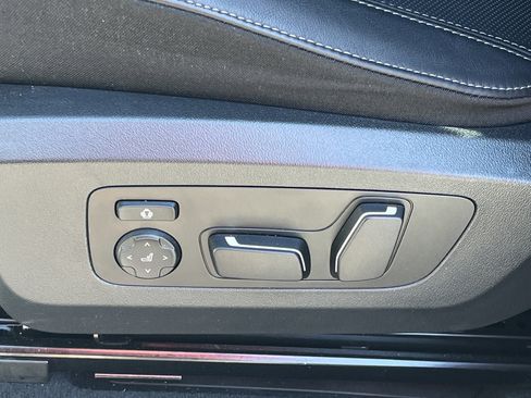 Used 2025 BMW X3 xDrive30i w/ Convenience Package image 16