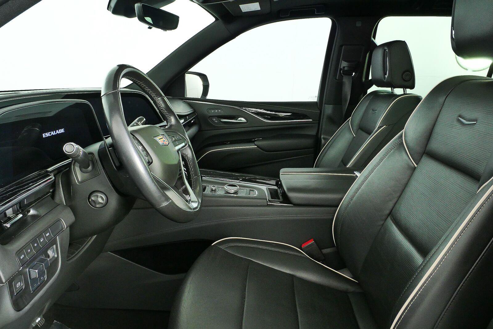 Used 2021 Cadillac Escalade ESV Sport AWD/4WD image 8