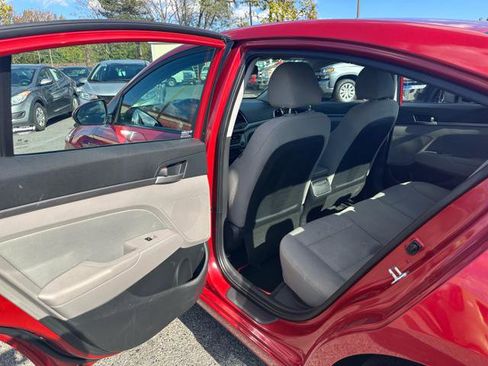 Used 2018 Hyundai Elantra SEL image 13