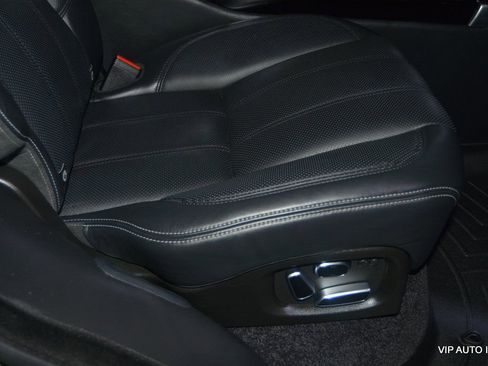 Used 2014 Land Rover Range Rover Long Wheelbase Autobiography image 32