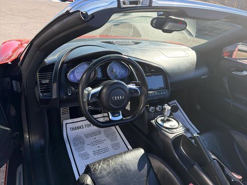 Used 2012 Audi R8 V8 image 16