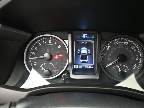 Used 2022 Toyota Tacoma TRD Sport image 20