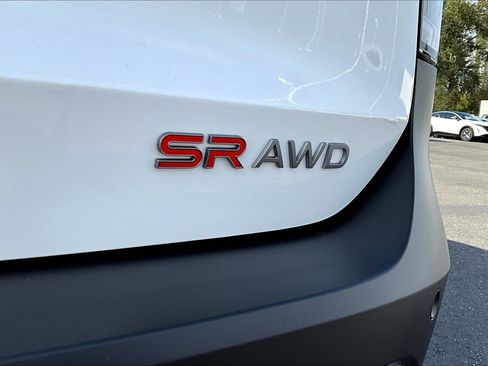 New 2026 Nissan Kicks SR w/ SR Premium Package AWD/4WD image 8