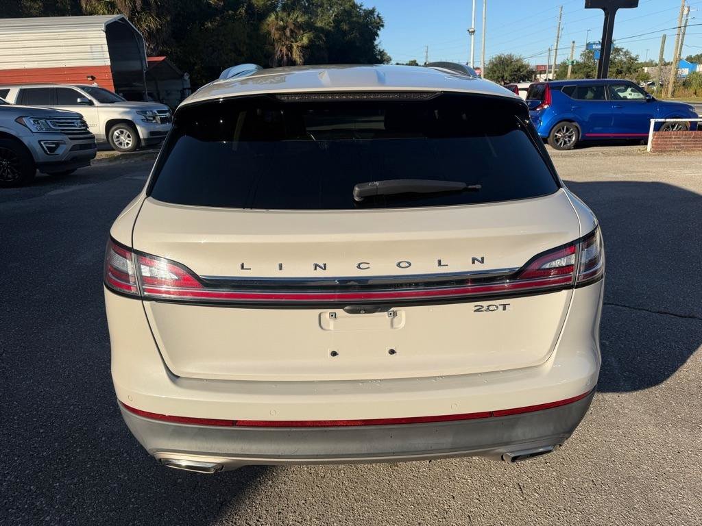 Used 2019 Lincoln Nautilus Select FWD image 6