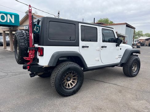 Used 2016 Jeep Wrangler Unlimited Sport w/ Quick Order Package 24S AWD/4WD image 4