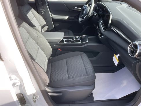 New 2026 Chevrolet Equinox LT image 23