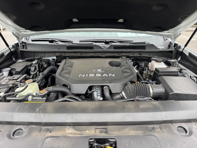 Used 2025 Nissan Armada Platinum Reserve AWD/4WD image 19