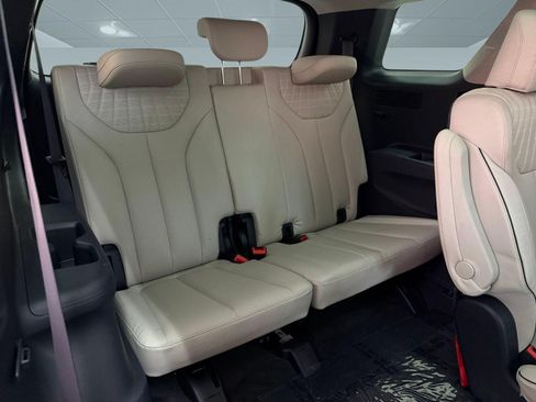 Used 2023 Hyundai Palisade Limited w/ Cargo Package FWD image 31