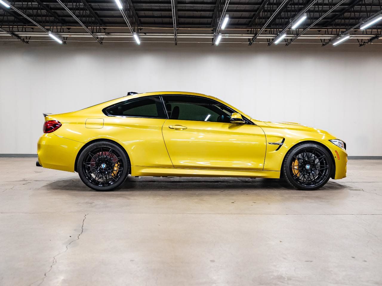 Used 2015 BMW M4 Coupe RWD image 8