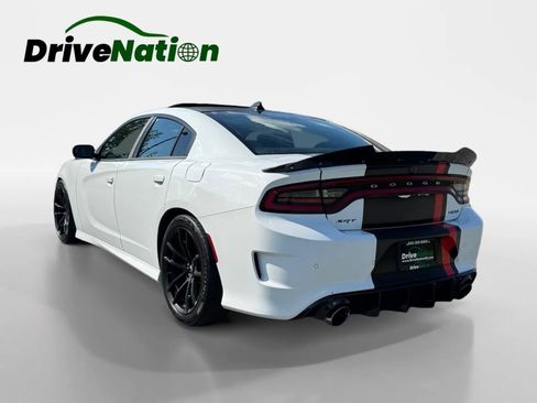 Used 2018 Dodge Charger R/T RWD image 7