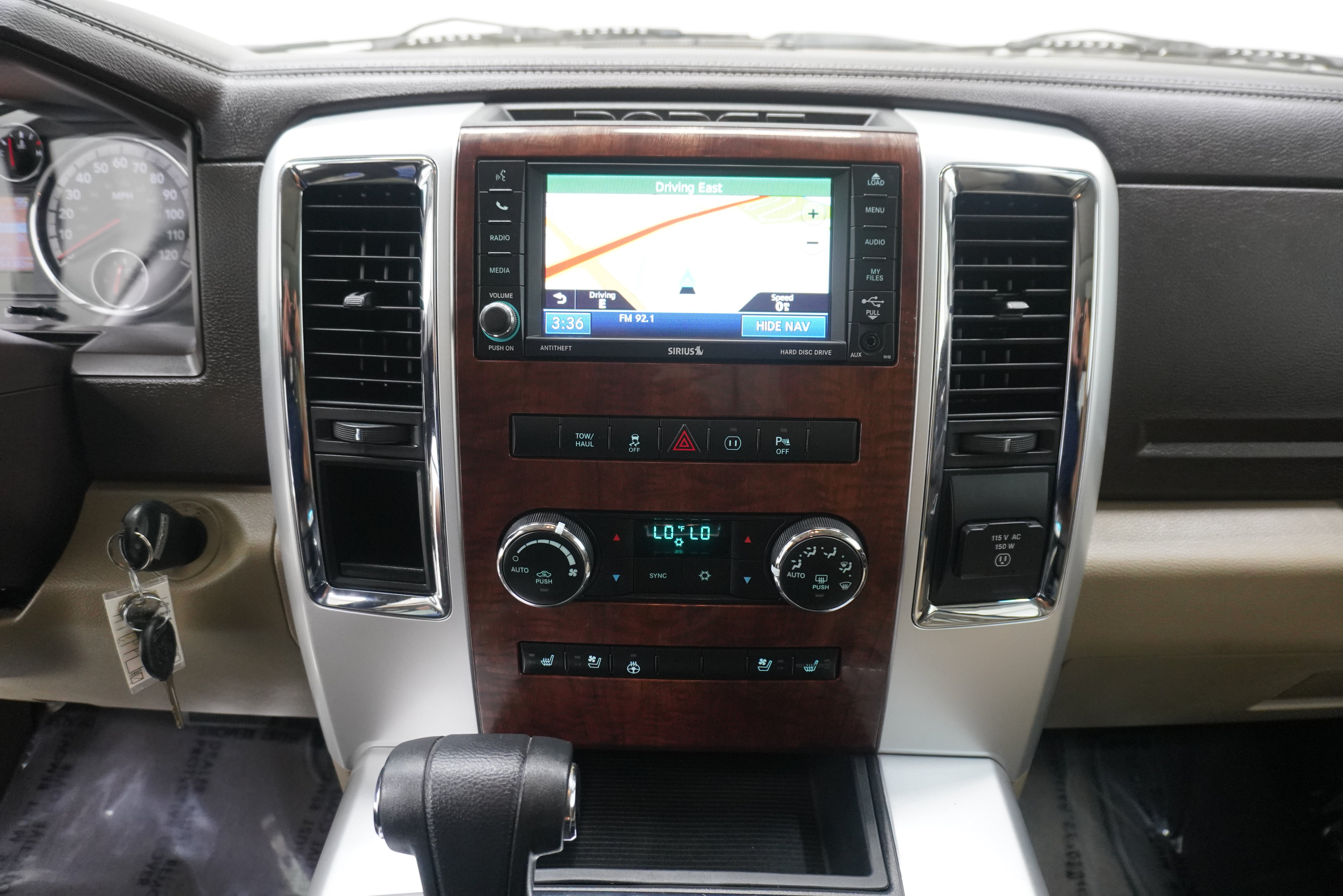 Used 2012 RAM 1500 Laramie RWD image 18