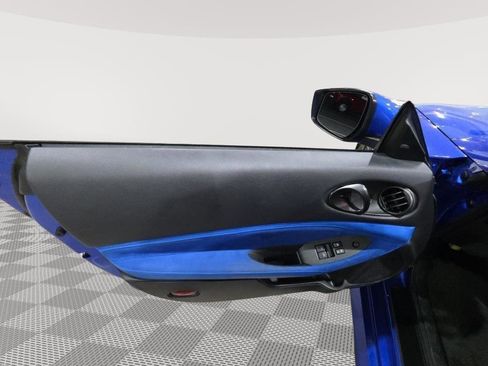 Used 2025 Nissan Z Performance w/ Floor Mat Package RWD image 13