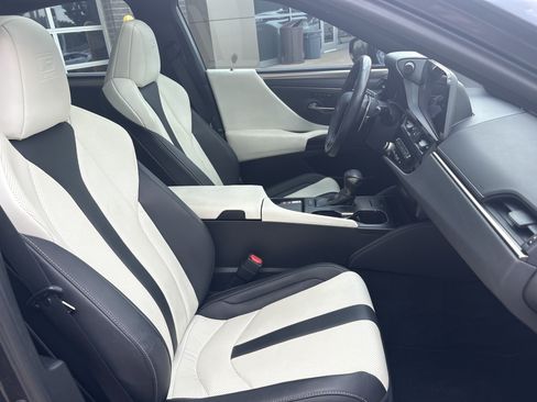 Used 2023 Lexus ES 350 F Sport w/ Accessory Package (Z1) FWD image 33