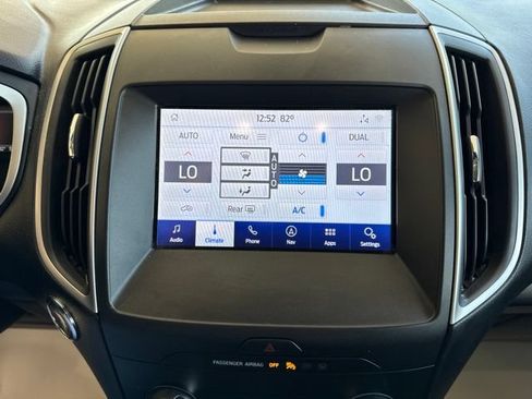 Used 2020 Ford Edge SEL w/ Convenience Package AWD/4WD image 19