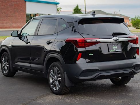 Used 2021 Kia Seltos LX AWD/4WD image 7