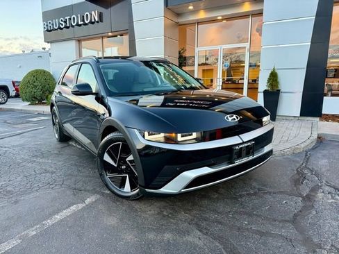 Used 2025 Hyundai Ioniq 5 SEL image 4