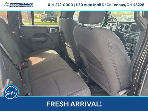 Used 2023 Jeep Wrangler Unlimited w/ Cold Weather Group image 15