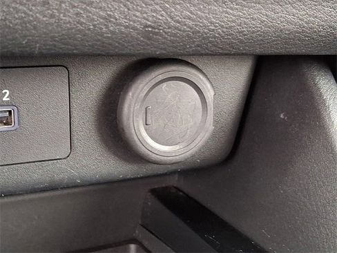 Used 2023 Nissan Rogue SV image 26