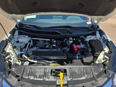Used 2024 Nissan Rogue S FWD image 20