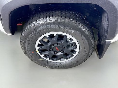 New 2026 Toyota Tacoma TRD Off-Road image 28