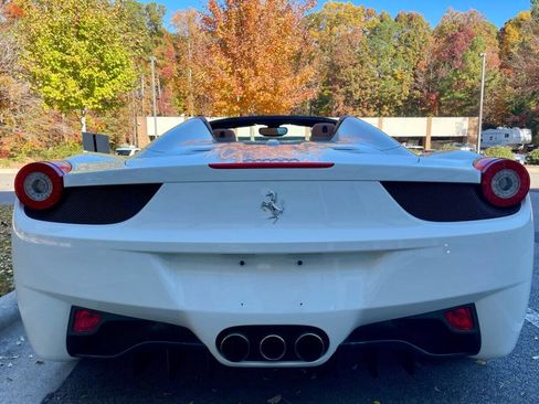 Used 2013 Ferrari 458 Spider image 48