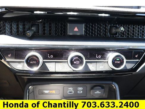 Used 2024 Honda CR-V EX-L image 16