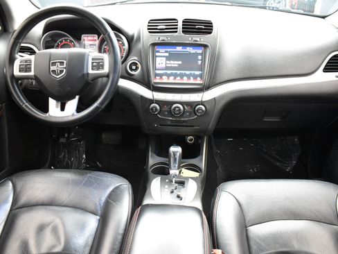 Used 2018 Dodge Journey GT w/ Nav & Sun Group image 12