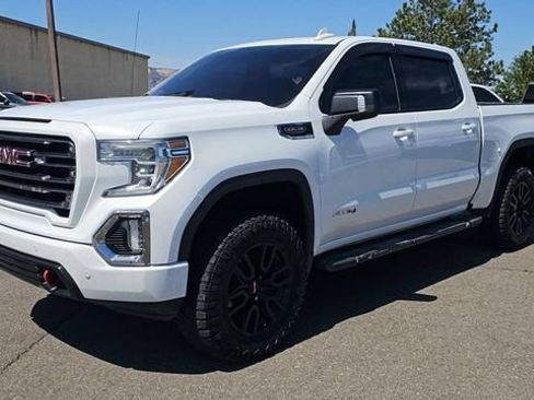 Used 2019 GMC Sierra 1500 AT4 w/ AT4 Premium Package AWD/4WD image 5