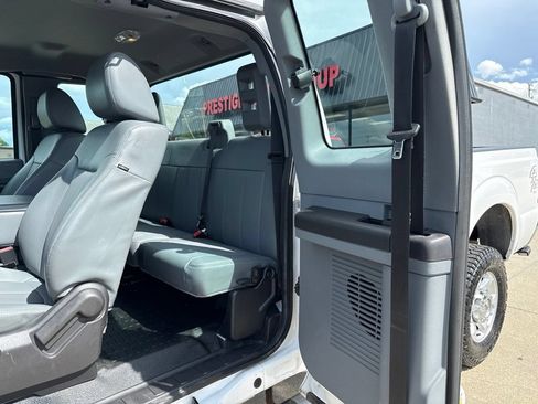 Used 2016 Ford F250 XL w/ XL Appearance Package AWD/4WD image 38