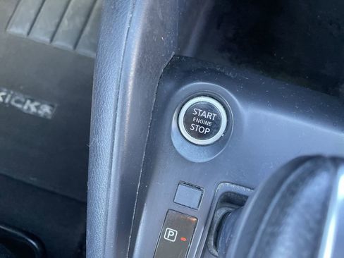 Used 2024 Nissan Kicks S image 23