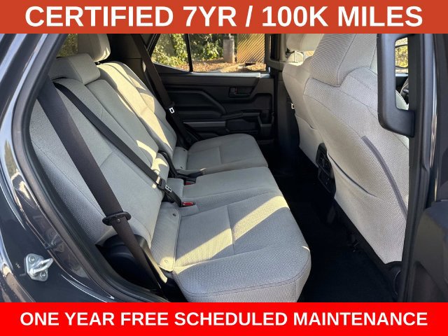 Used 2025 Toyota 4Runner SR5 AWD/4WD image 11