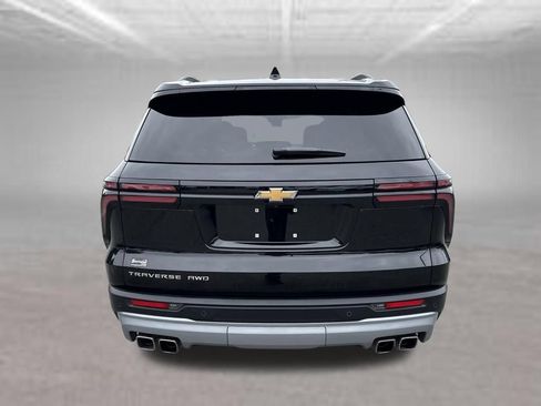 Used 2026 Chevrolet Traverse LT AWD/4WD image 4