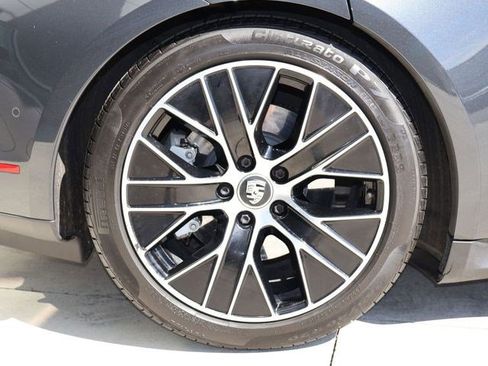 Used 2020 Porsche Taycan Turbo AWD/4WD image 31