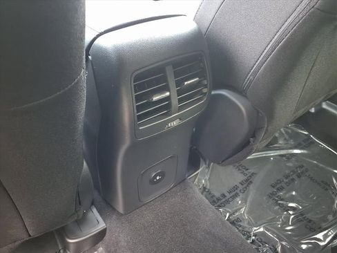 New 2025 Ford Escape Active image 13