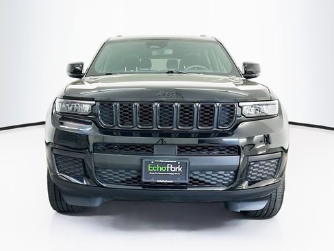 Used 2023 Jeep Grand Cherokee L Laredo AWD/4WD image 2