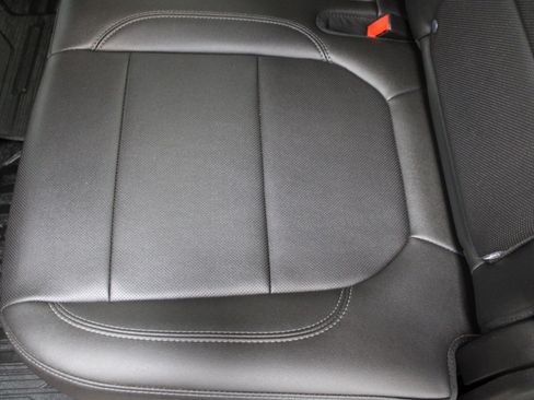 Used 2019 GMC Sierra 1500 SLT w/ LPO, GMC Protection Package image 21