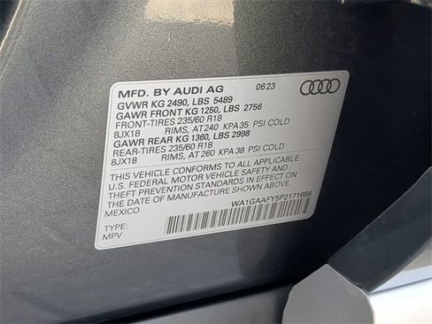 Used 2023 Audi Q5 2.0T Premium w/ Convenience Package image 36