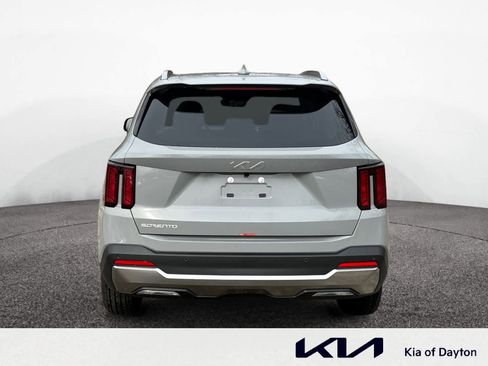 New 2026 Kia Sorento S image 4