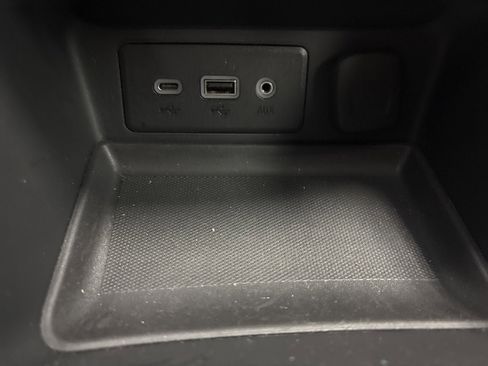 Certified 2024 GMC Terrain SLE image 31