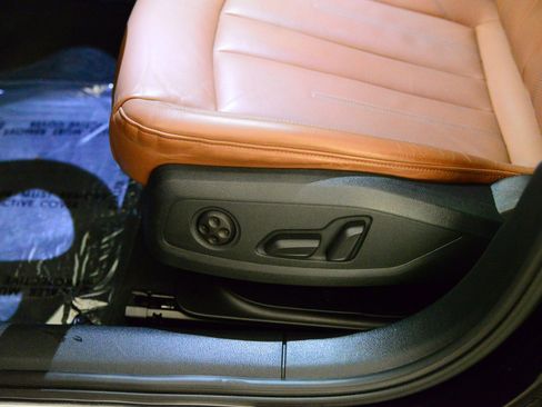 Certified 2023 Audi A4 2.0T Premium w/ Convenience Package image 30