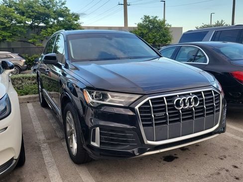 Used 2020 Audi Q7 3.0T Premium Plus w/ Premium Plus Package AWD/4WD image 3