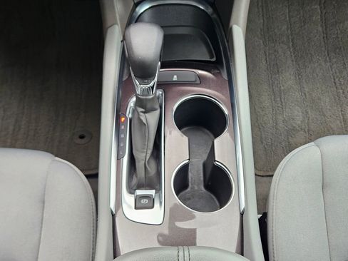 Used 2023 Chevrolet Malibu LT image 12