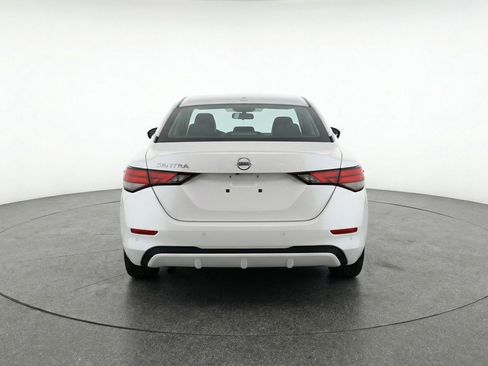 Used 2025 Nissan Sentra SV FWD image 7
