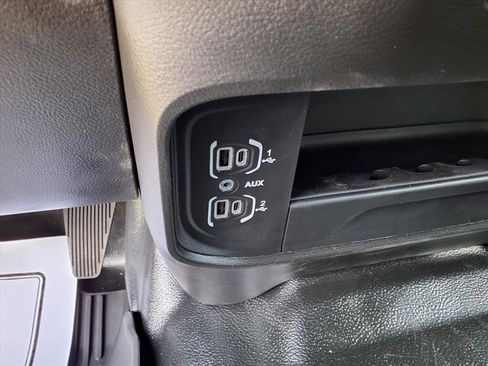 New 2026 RAM 2500 Tradesman w/ Chrome Appearance Group image 17