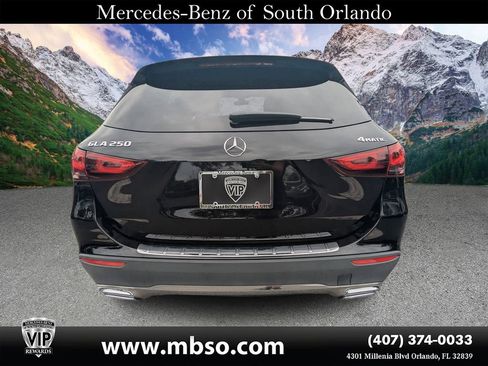 Certified 2022 Mercedes-Benz GLA 250 4MATIC w/ Premium Package Lite image 16