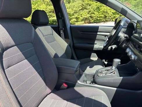 Used 2025 Honda CR-V Sport image 19