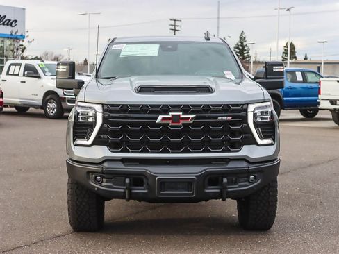 New 2026 Chevrolet Silverado 2500 ZR2 w/ ZR2 Bison Edition image 6