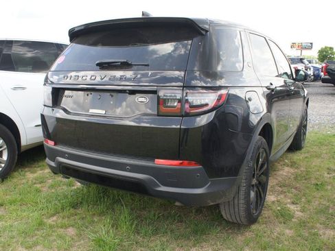 Used 2023 Land Rover Discovery Sport SE image 5