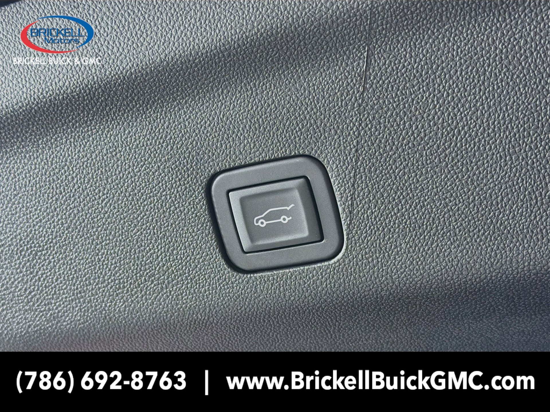 Used 2026 GMC Yukon Elevation w/ Elevation Premium Package RWD image 16